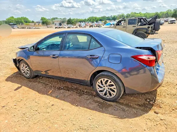 2T1BURHE8JC024054 2018 TOYOTA COROLLA - Image 2