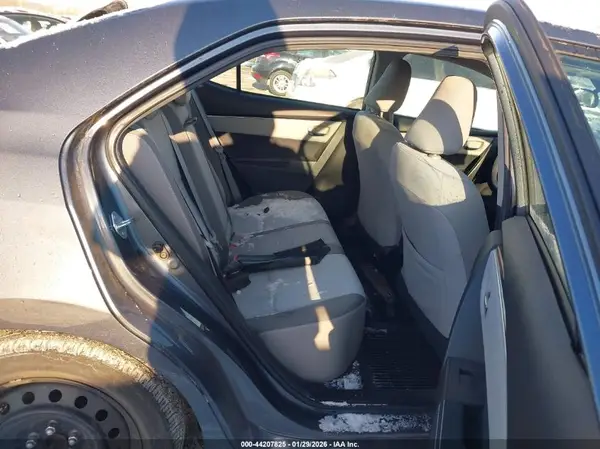 2T1BURHE8JC029433 2018 TOYOTA COROLLA - Image 8