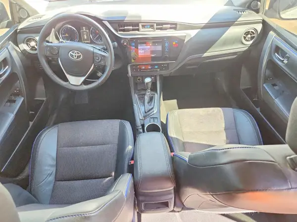 2T1BURHE8JC029514 2018 TOYOTA COROLLA - Image 8