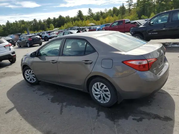 2T1BURHE8JC030369 2018 TOYOTA COROLLA - Image 2