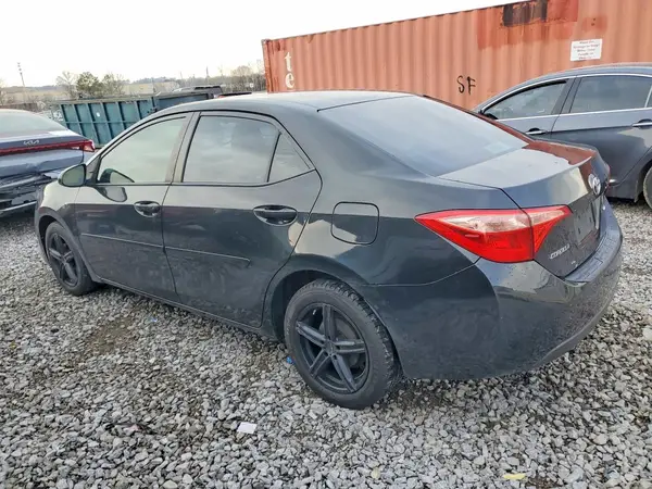 2T1BURHE8JC035460 2018 TOYOTA COROLLA - Image 2