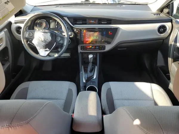2T1BURHE8JC037340 2018 TOYOTA COROLLA - Image 8