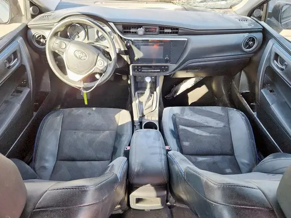 2T1BURHE8JC039105 2018 TOYOTA COROLLA - Image 8