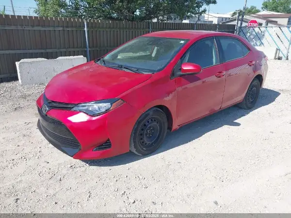 2T1BURHE8JC041548 2018 TOYOTA COROLLA - Image 2