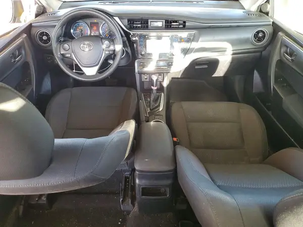 2T1BURHE8JC042411 2018 TOYOTA COROLLA - Image 8