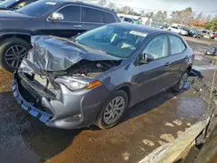 2T1BURHE8JC043333 2018 TOYOTA COROLLA