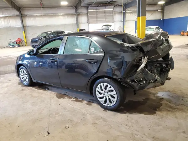 2T1BURHE8JC046832 2018 TOYOTA COROLLA - Image 2
