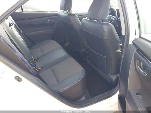 2T1BURHE8JC048306 2018 TOYOTA COROLLA - Image 8