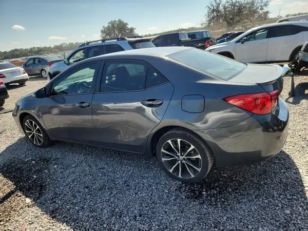 2T1BURHE8JC050587 2018 TOYOTA COROLLA - Image 2