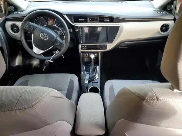 2T1BURHE8JC051383 2018 TOYOTA COROLLA - Image 8