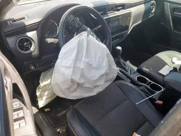 2T1BURHE8JC052128 2018 TOYOTA COROLLA - Image 8