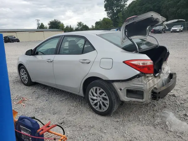 2T1BURHE8JC054932 2018 TOYOTA COROLLA - Image 2