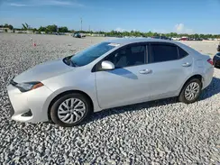 2T1BURHE8JC055319 2018 TOYOTA COROLLA