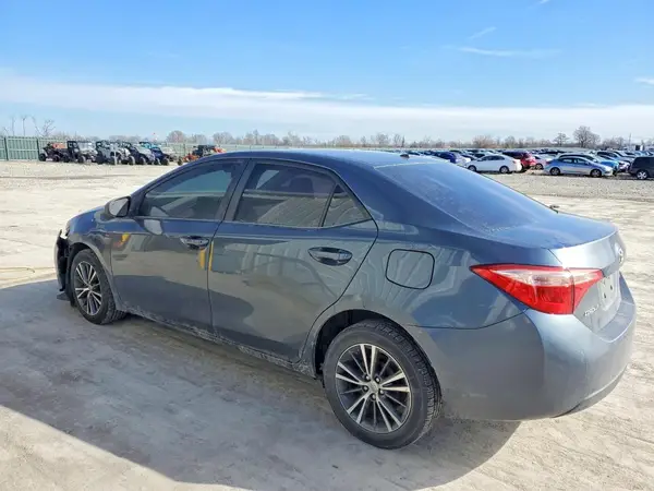 2T1BURHE8JC056468 2018 TOYOTA COROLLA - Image 2