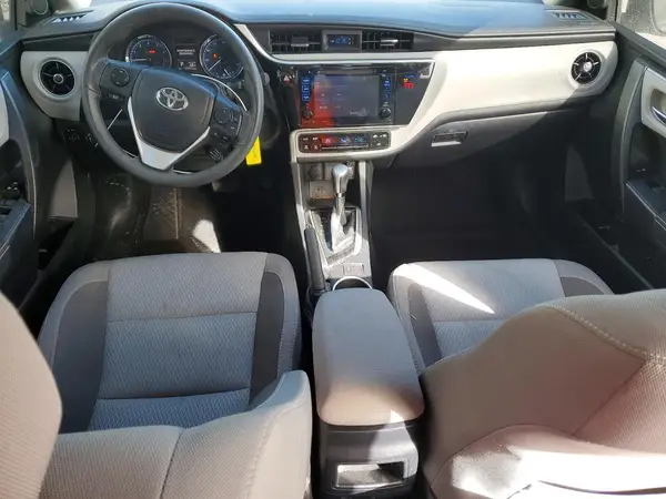 2T1BURHE8JC056468 2018 TOYOTA COROLLA - Image 8