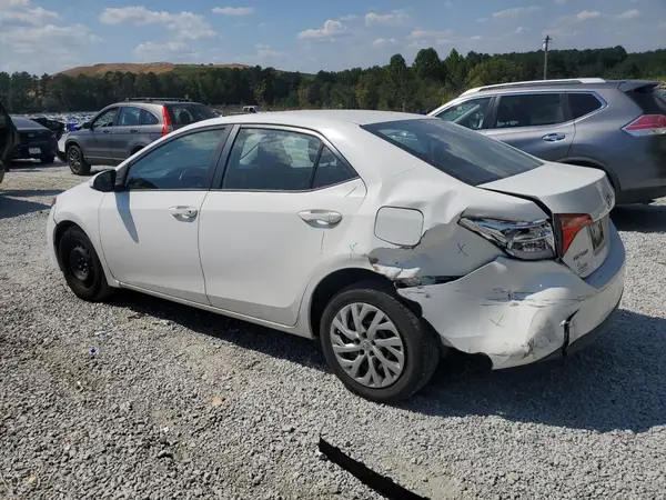 2T1BURHE8JC057247 2018 TOYOTA COROLLA - Image 2