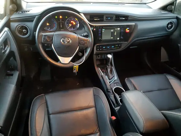 2T1BURHE8JC057474 2018 TOYOTA COROLLA - Image 8