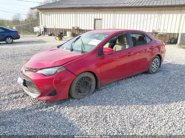 2T1BURHE8JC058060 2018 TOYOTA COROLLA - Image 2