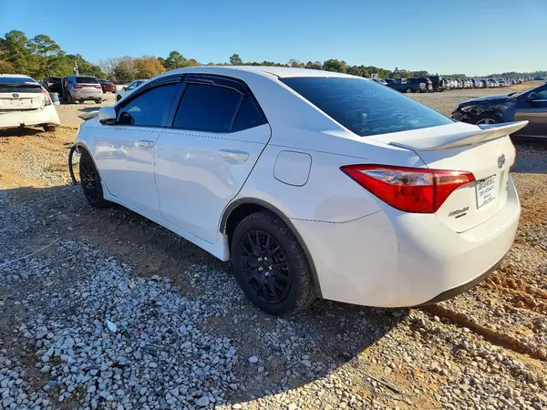 2T1BURHE8JC059208 2018 TOYOTA COROLLA - Image 2