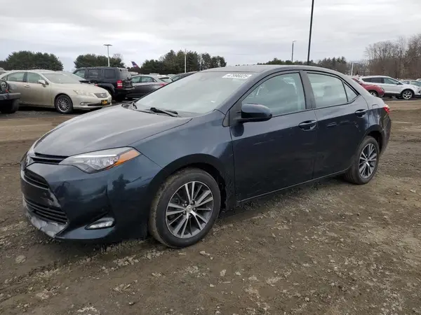 2T1BURHE8JC060617 2018 TOYOTA COROLLA - Image 1