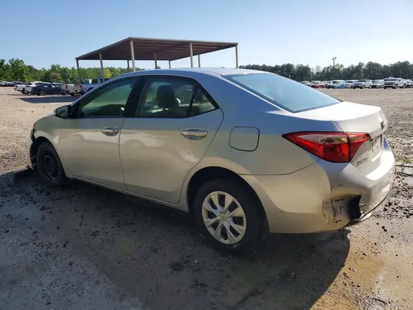 2T1BURHE8JC060763 2018 TOYOTA COROLLA - Image 2