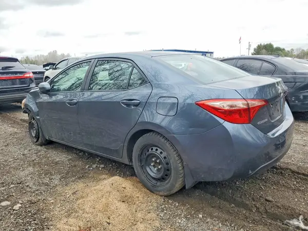 2T1BURHE8JC061251 2018 TOYOTA COROLLA - Image 2