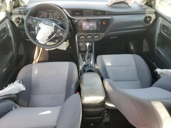 2T1BURHE8JC063923 2018 TOYOTA COROLLA - Image 8