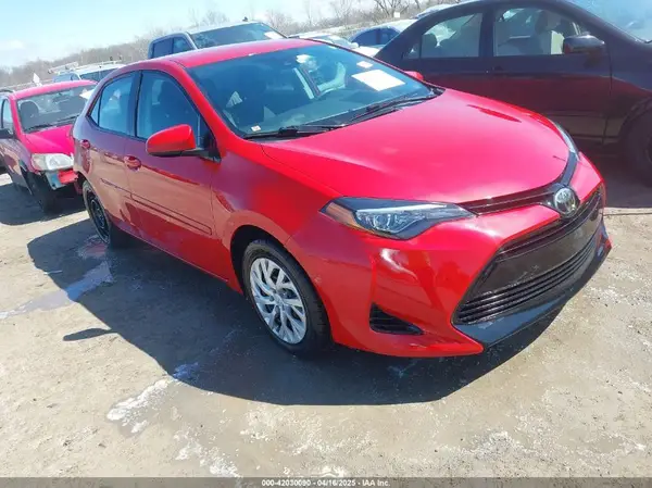 2T1BURHE8JC064327 2018 TOYOTA COROLLA - Image 1