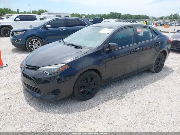 2T1BURHE8JC066711 2018 TOYOTA COROLLA - Image 2