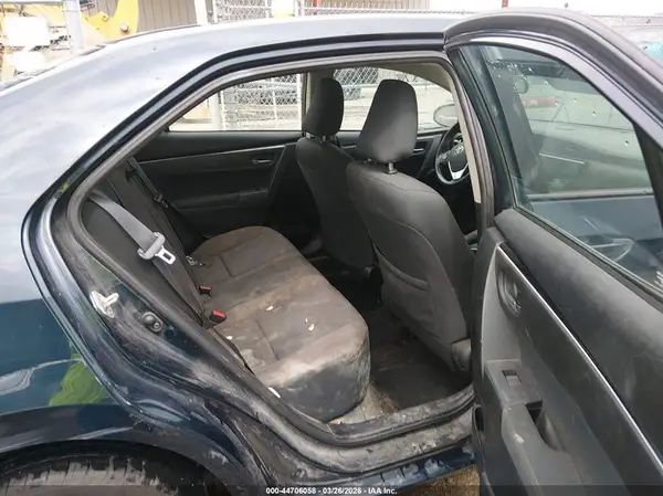 2T1BURHE8JC067101 2018 TOYOTA COROLLA - Image 8