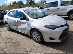 2T1BURHE8JC067275 2018 TOYOTA COROLLA