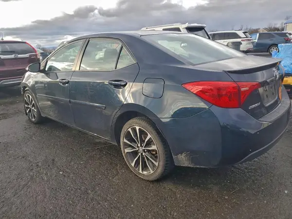 2T1BURHE8JC069267 2018 TOYOTA COROLLA - Image 2