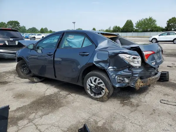 2T1BURHE8JC071021 2018 TOYOTA COROLLA - Image 2