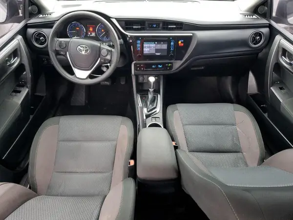 2T1BURHE8JC071102 2018 TOYOTA COROLLA - Image 8