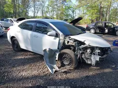 2T1BURHE8JC075134 2018 TOYOTA COROLLA