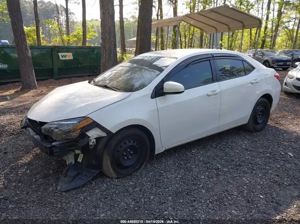 2T1BURHE8JC075134 2018 TOYOTA COROLLA - Image 2