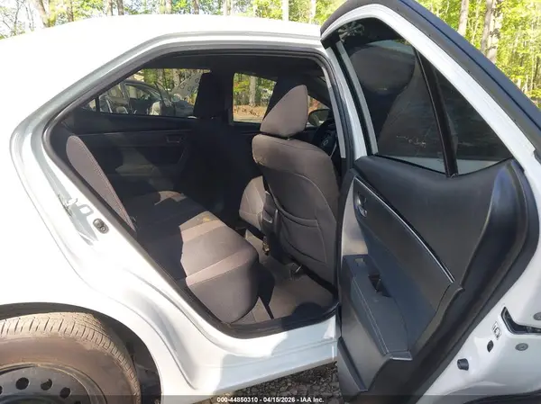 2T1BURHE8JC075134 2018 TOYOTA COROLLA - Image 8
