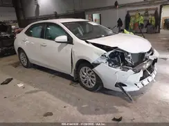 2T1BURHE8JC076882 2018 TOYOTA COROLLA
