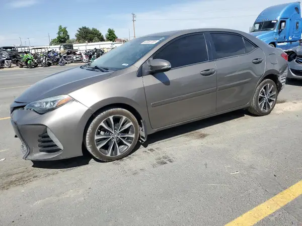 2T1BURHE8JC079071 2018 TOYOTA COROLLA - Image 1