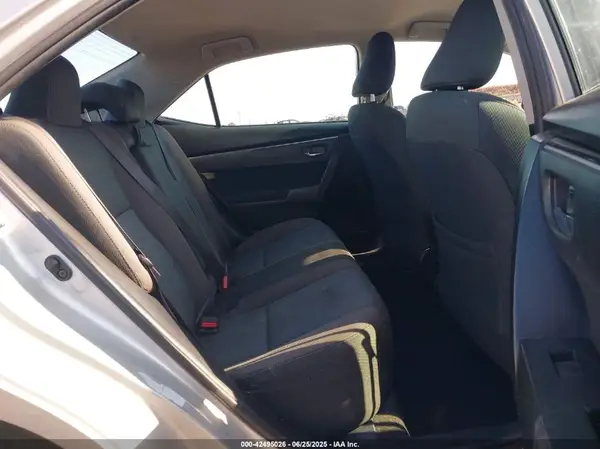 2T1BURHE8JC079085 2018 TOYOTA COROLLA - Image 8