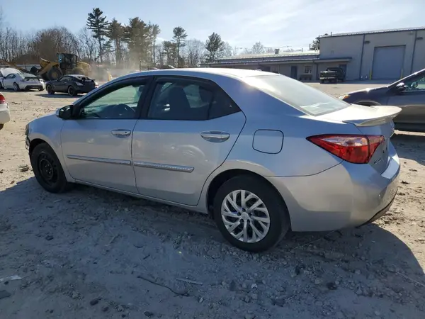2T1BURHE8JC081287 2018 TOYOTA COROLLA - Image 2