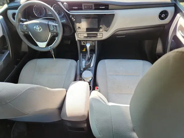 2T1BURHE8JC081967 2018 TOYOTA COROLLA - Image 8