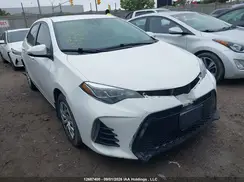 2T1BURHE8JC082472 2018 TOYOTA COROLLA
