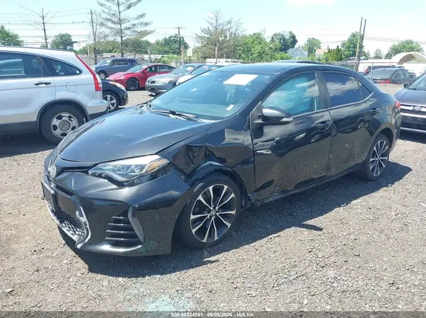 2T1BURHE8JC082603 2018 TOYOTA COROLLA - Image 2