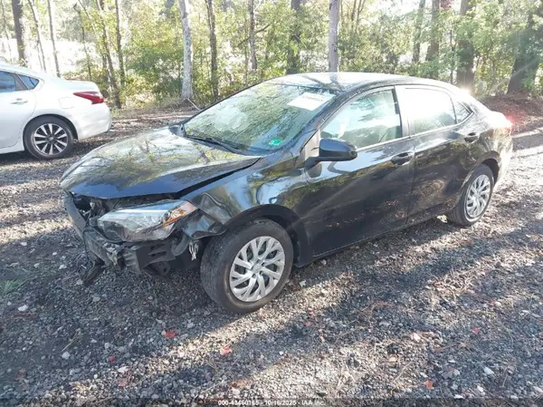 2T1BURHE8JC085016 2018 TOYOTA COROLLA - Image 2
