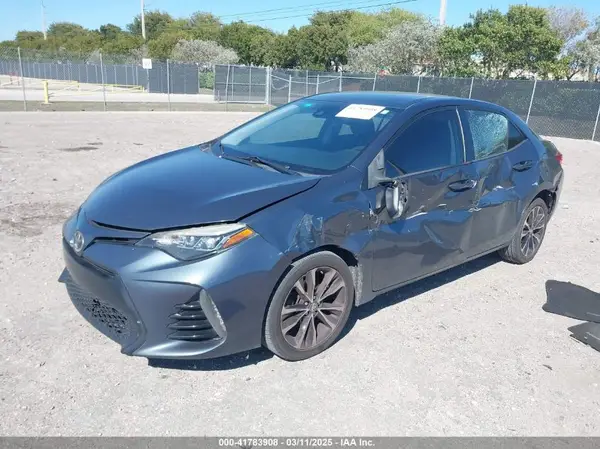 2T1BURHE8JC085310 2018 TOYOTA COROLLA - Image 2