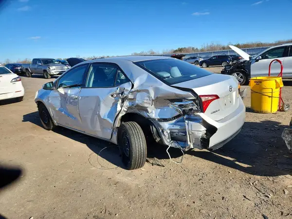 2T1BURHE8JC085694 2018 TOYOTA COROLLA - Image 2