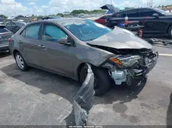 2T1BURHE8JC094332 2018 TOYOTA COROLLA