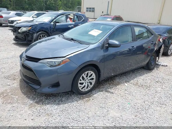 2T1BURHE8JC094895 2018 TOYOTA COROLLA - Image 2