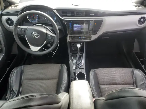 2T1BURHE8JC098901 2018 TOYOTA COROLLA - Image 8